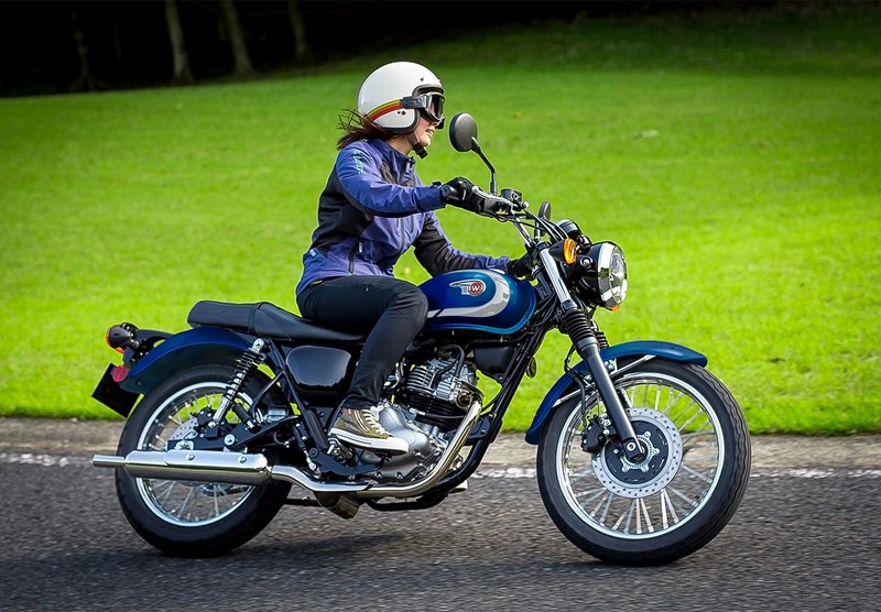 2025 Kawasaki W230