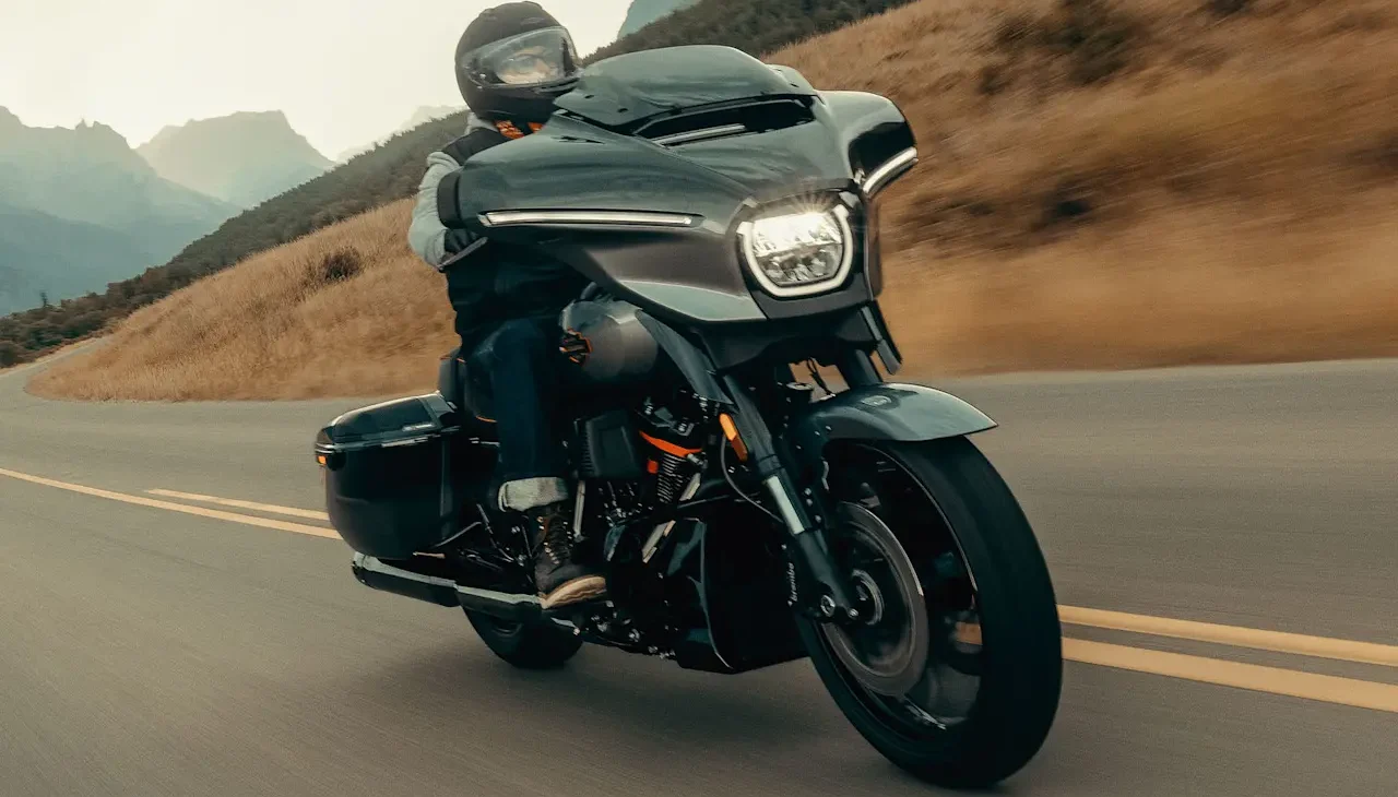 Harley-Davidson CVO Street Glide 2025